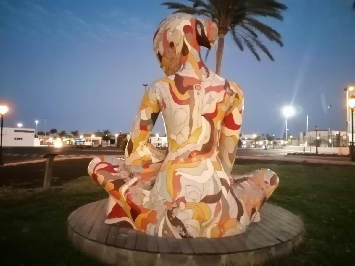 Amarillo Sun Apartment Corralejo Luaran gambar